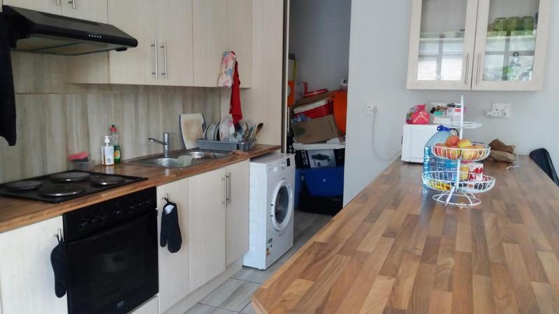 To Let 2 Bedroom Property for Rent in Rondebosch Western Cape